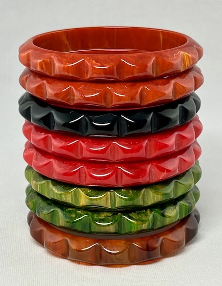 BB272 narrow daisy bangles